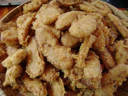 pisang goreng or banana fritters