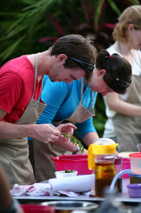 separating the curry leaves