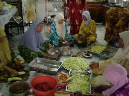 Busy ladies at the kenduri