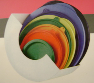 types of tupperware seals