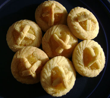 pineapple 
	tarts